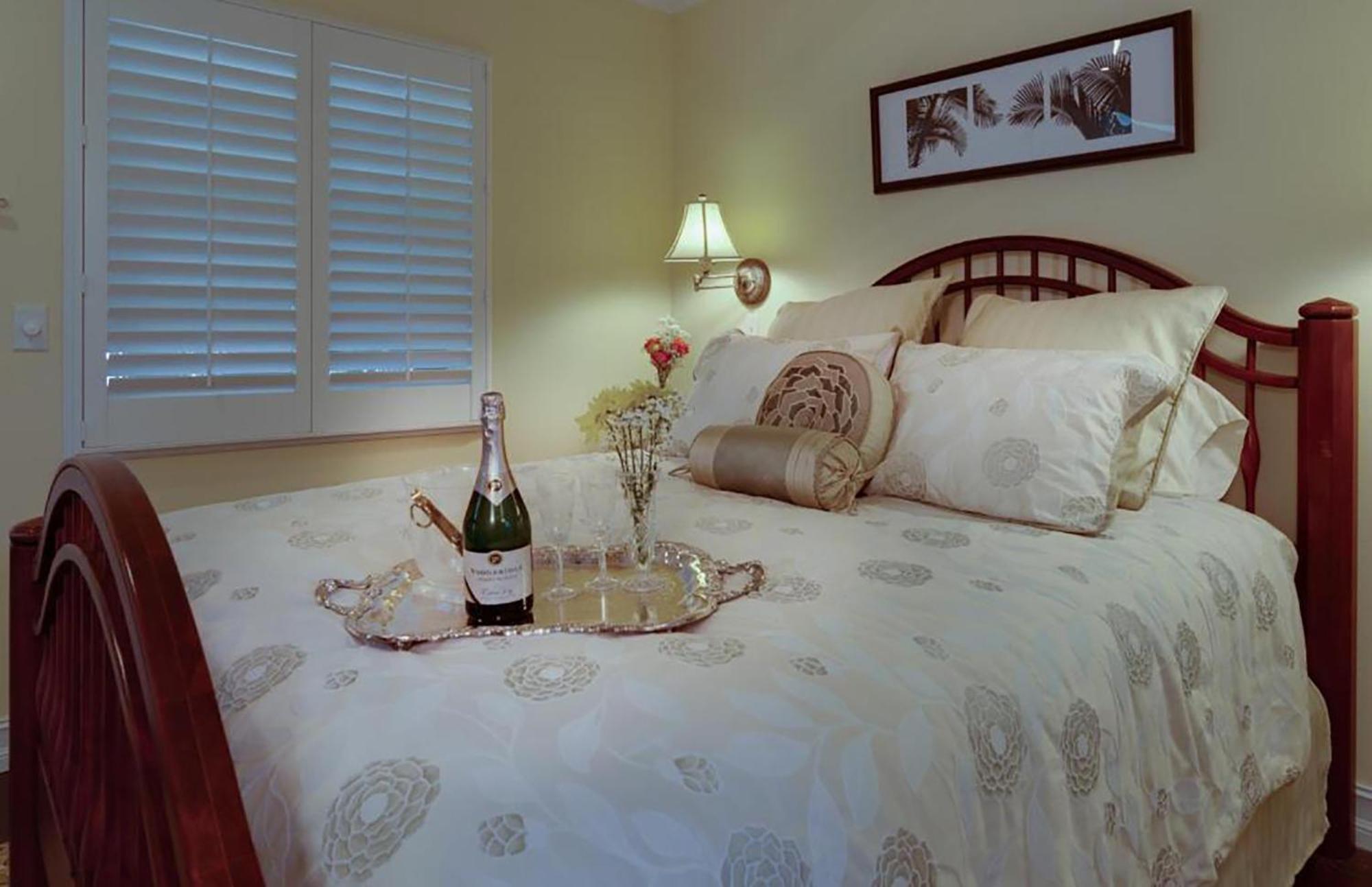 Seaglass Inn Bed And Breakfast Melbourne Beach Kamer foto